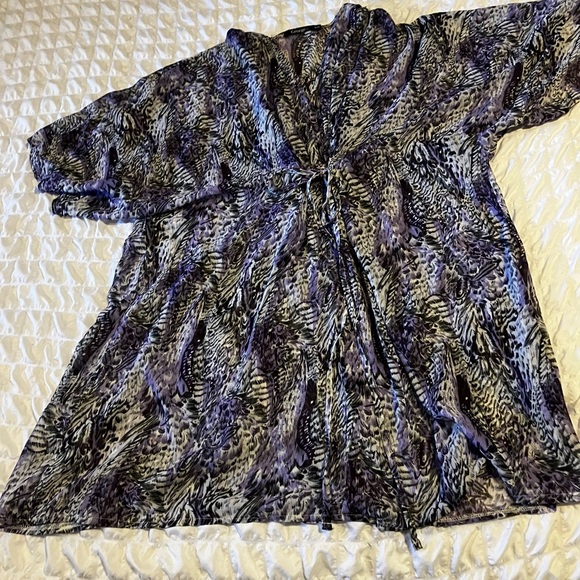 XL beach cover up in mint condition - Picture 2 of 3